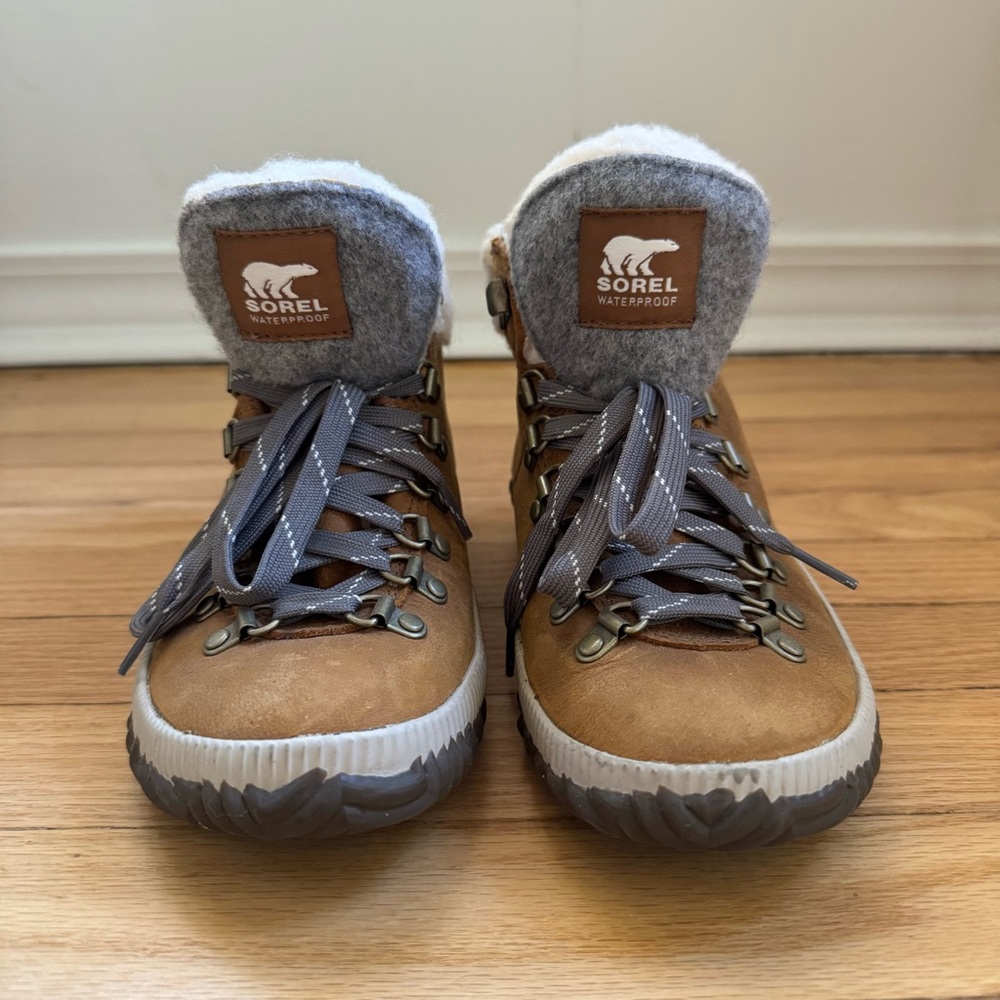 Sorel Tan and Gray Waterproof Boots